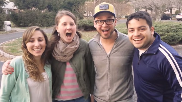 4 vídeos com anúncios de gravidez muito engraçados