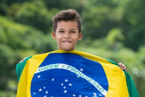 Como educar o seu filho para mudar uma sociedade corrupta Bigstock