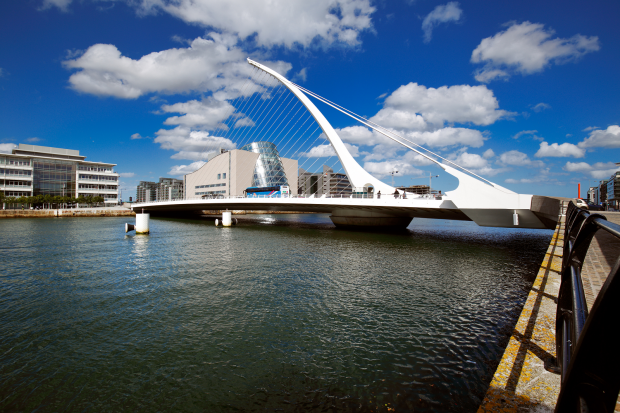 Ponte Samuel Beckett, em Dublin, Irlanda. (Foto: Bigstock)
