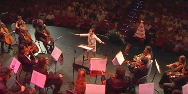 O maestro mais jovem do mundo: com 9 anos ele conduz orquestra internacional