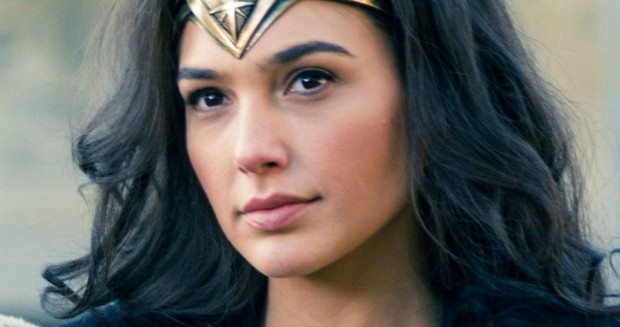 Gal Gadot, no papel de Mulher-Maravilha.