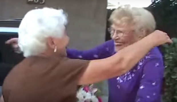 Depois de 77 anos separadas, mãe reencontra filha concebida em estupro