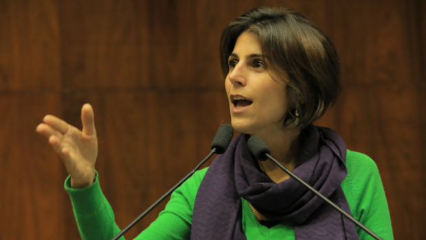 Manuela na Assembleia Legislativa do Rio Grande do Sul (foto: Assembleia Legislativa do Rio Grande do Sul).