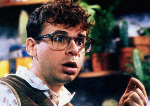 Moranis em "A Pequena Loja de Horrores", de 1986. Divulgação.