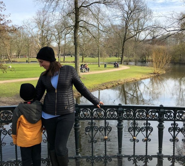Em Amsterdam com Meu Filho mais Velho. Imagem: Crédito Pessoal
