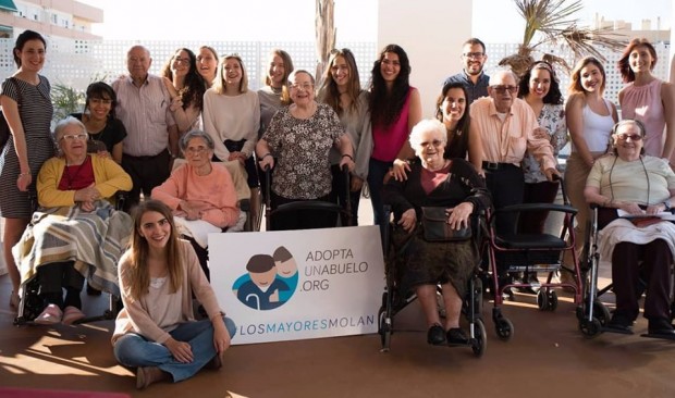 Reprodução: Facebook/Adopta un abuelo