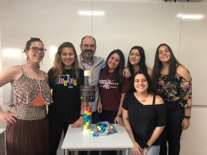 Setembro Amarelo: “termômetro das emoções” combate ansiedade e depressão entre alunos de universidade PUCPR