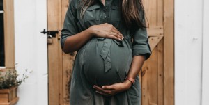 Por que muitas mulheres têm medo do parto normal e como a família pode ajudar Unsplash