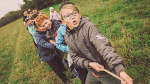 Como educar os filhos para o valor do esforço Anna Samoylova/Unsplash